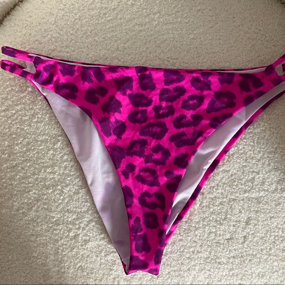 PrettyLittleThing Pink Cheetah Swim Bottoms